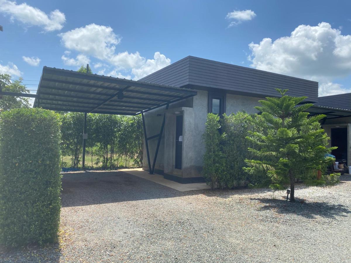 The Loft House Sakaeo Hotel Watthana Nakhon Bagian luar foto
