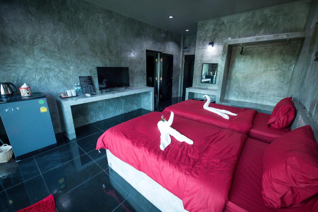 The Loft House Sakaeo Hotel Watthana Nakhon Bagian luar foto