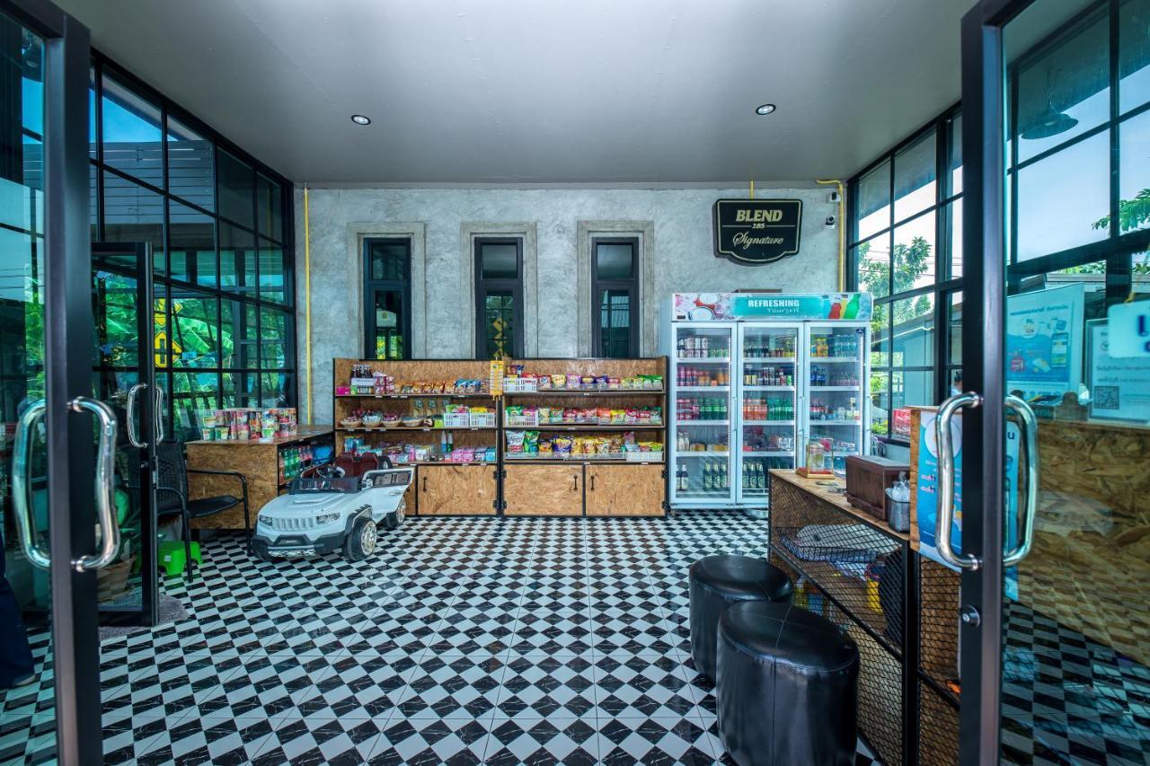 The Loft House Sakaeo Hotel Watthana Nakhon Bagian luar foto