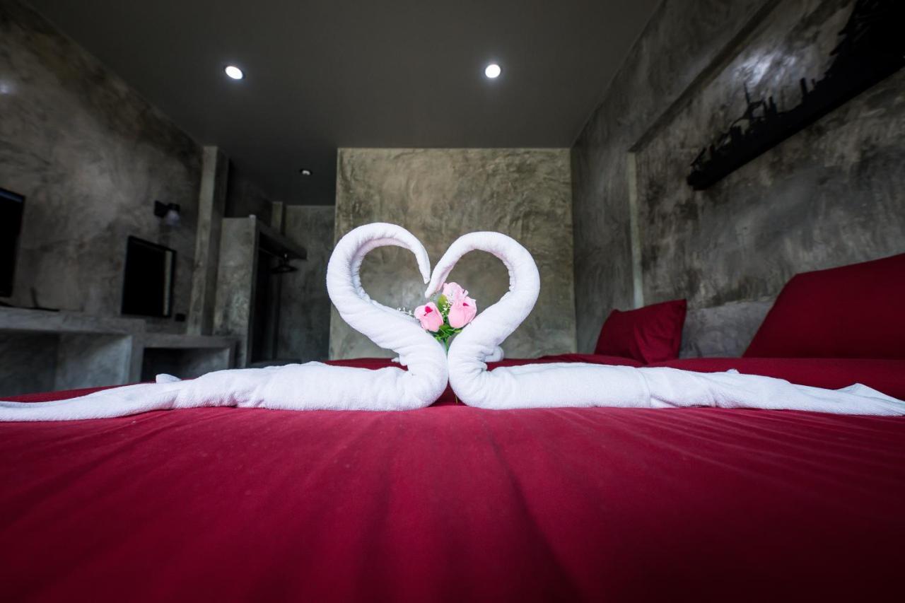 The Loft House Sakaeo Hotel Watthana Nakhon Bagian luar foto
