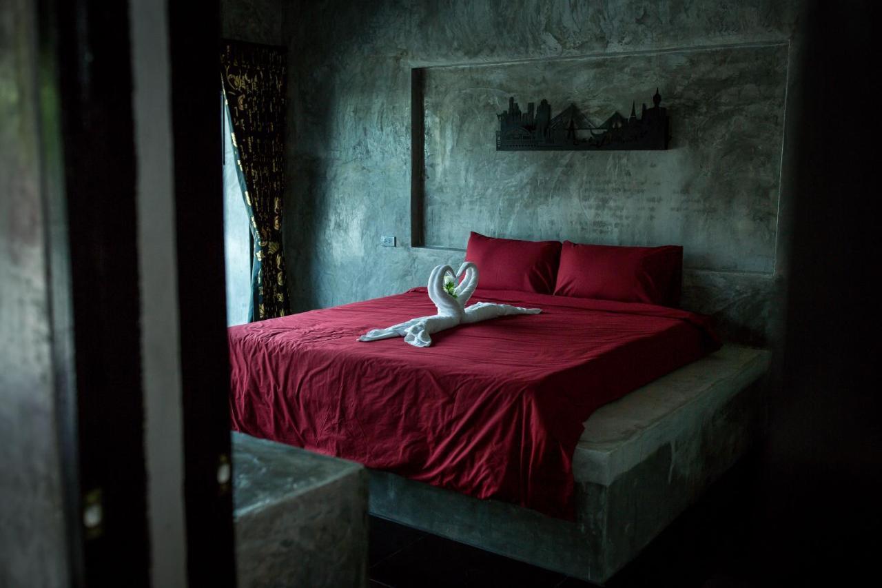 The Loft House Sakaeo Hotel Watthana Nakhon Bagian luar foto