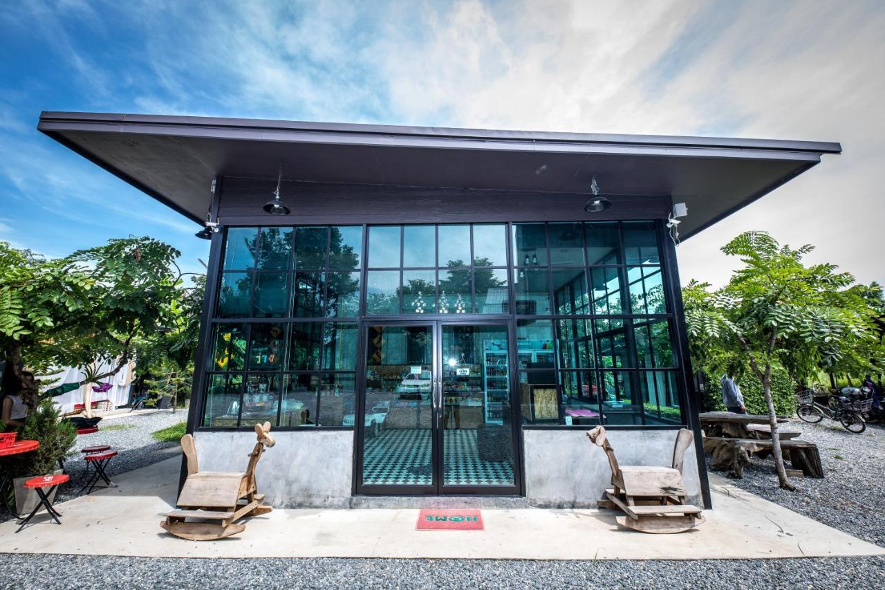 The Loft House Sakaeo Hotel Watthana Nakhon Bagian luar foto
